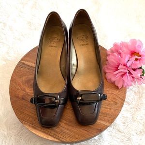 JOAN&DAVID Slip On Leather Dress Pumps